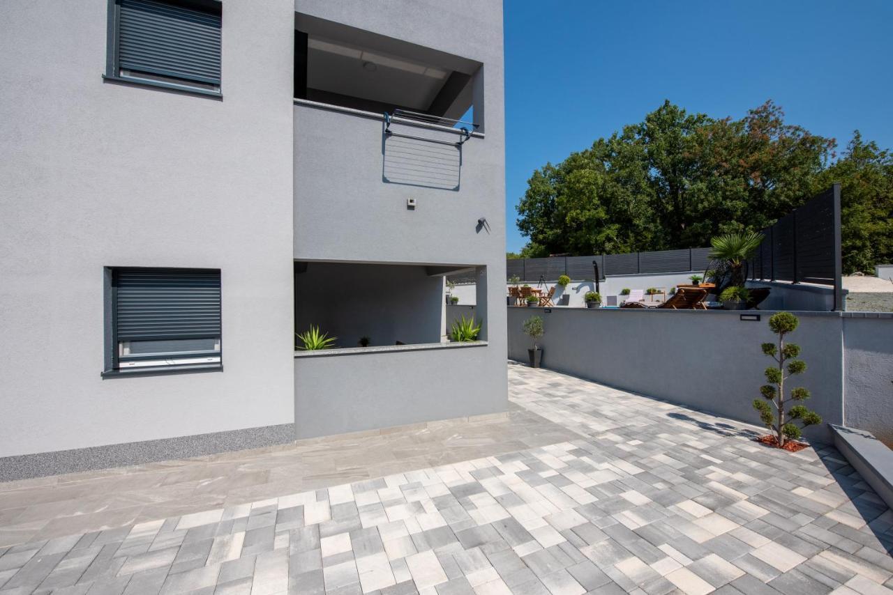 Apartment Lo&Ti Čižići Exteriör bild