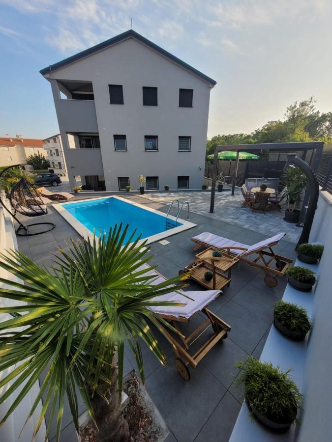Apartment Lo&Ti Čižići Exteriör bild